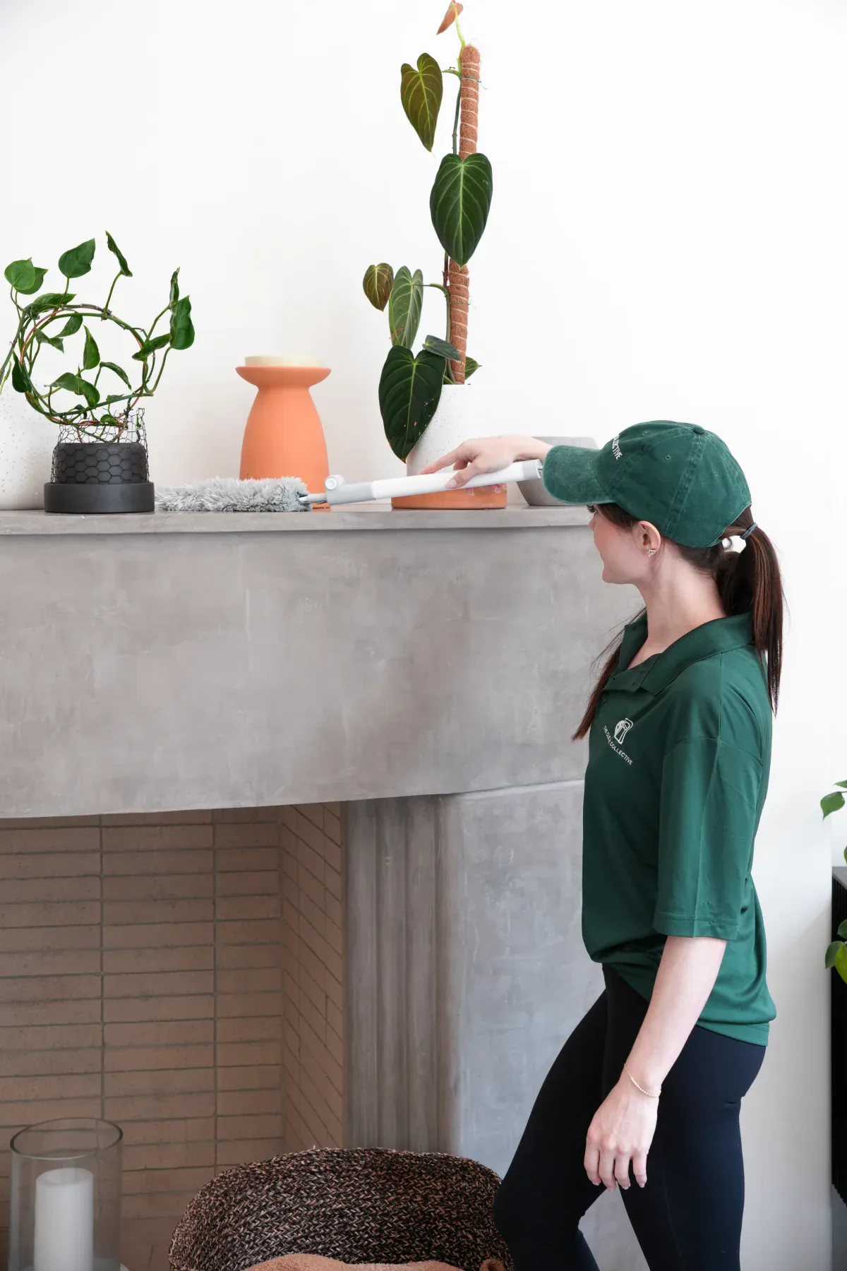 Bathroom deep cleaning and sanitization